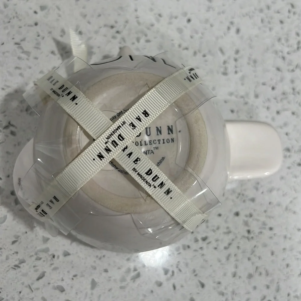 New Rae Dunn Set of 4 Measuring Cups - Picture 5 of 8